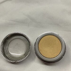 LA Bella Donna Linea Mineral Compressed Mineral Eyeshadow - Saffron